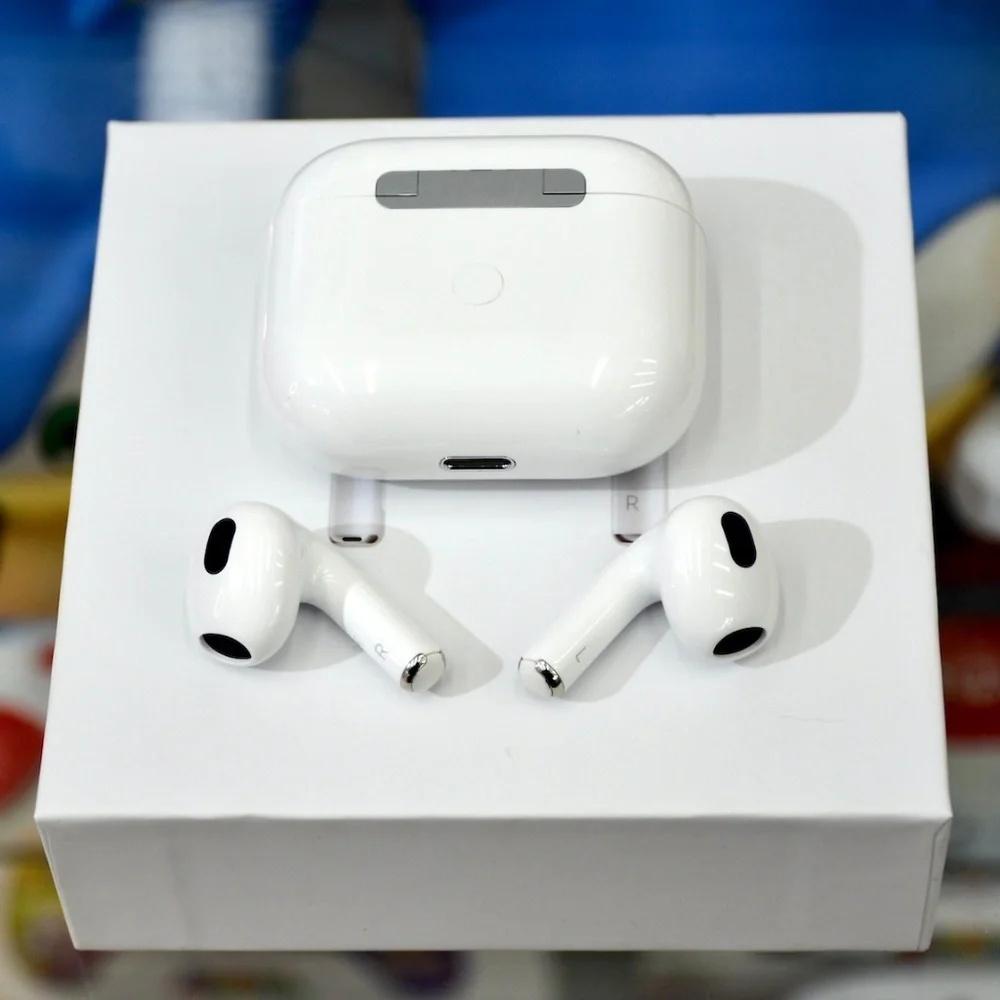 EARPHONES 3RD GEN